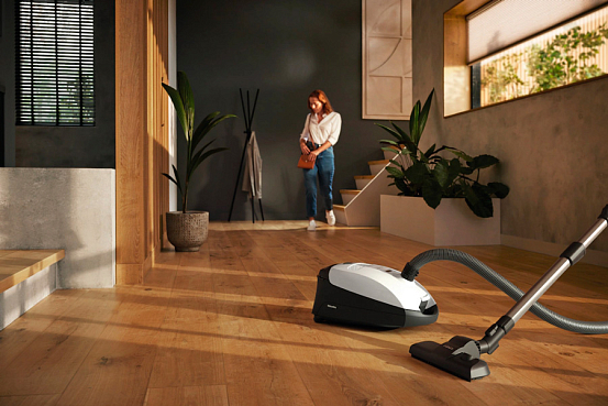 Пылесос Miele SBAF5 Classic C1 Flex белый лотос preview 10