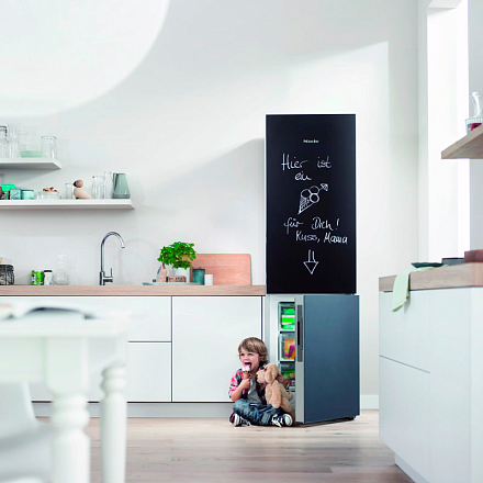 Холодильник Miele KFN 29283 D BB с витрины, новый preview 8