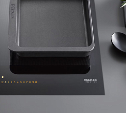 Индукционная варочная панель Miele KM7679 FR