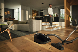 Пылесос Miele SGSP3 Complete C3 Black Diamond черный