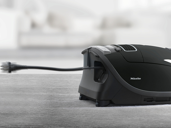 Пылесос Miele SGSK5 Complete C3 Silence Flex EcoLine Graphite grey фото 14 Пылесос Miele SGSK5 Complete C3 Silence Flex EcoLine Graphite grey preview 14