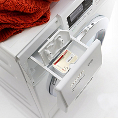 Стиральная машина Miele WKF121 ChromeEdition