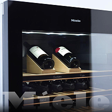 Тонированная стеклянная дверь с УФ-фильтром