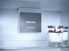 Встраиваемый холодильник Miele K 7747 C Gala Edition