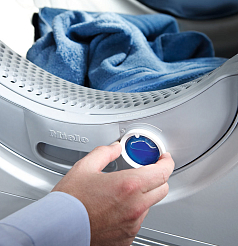 Сушильная машина Miele TKB640WP ChromeEdition