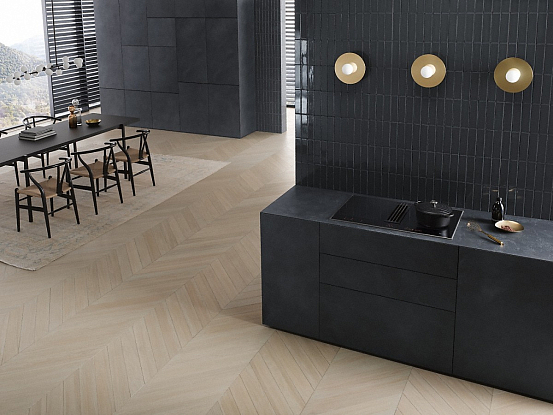 Индукционная варочная панель со встроенной вытяжкой Miele KMDA7633 FR с витрины, новая preview 2