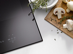 Индукционная варочная панель Miele KM6381