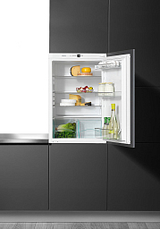 Встраиваемый холодильник Miele K32122i